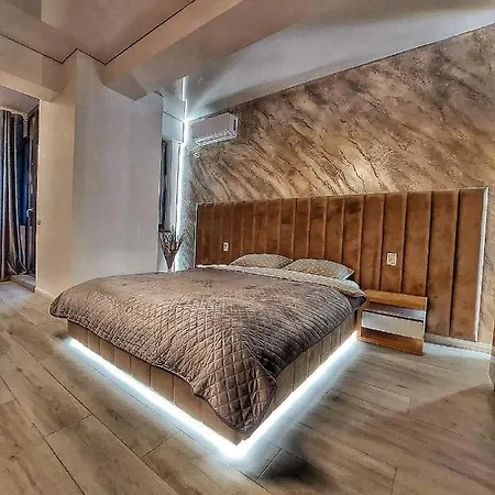 Sea Paradise Apartment *