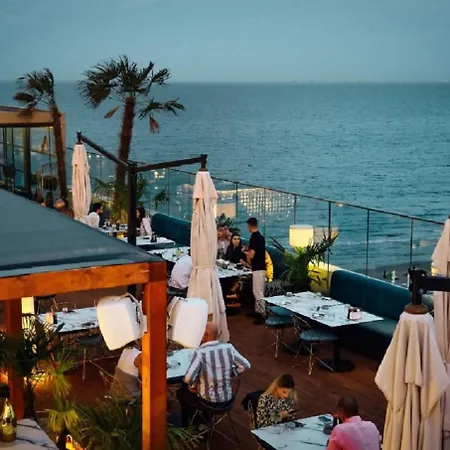 Sea Paradise Apartment